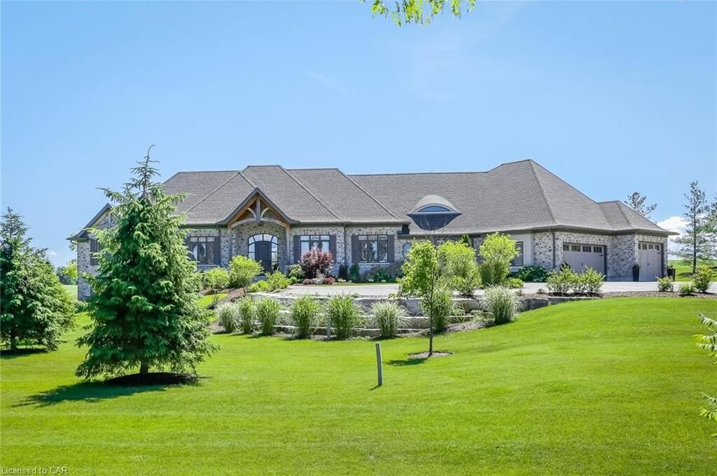 20 Meadow Heights Drive