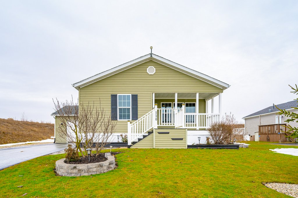 120 Parkview Circle
