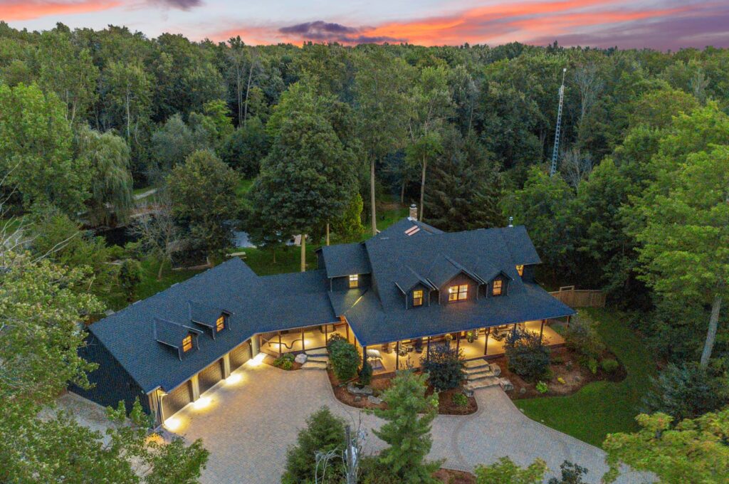 6435 Crowsfoot Road