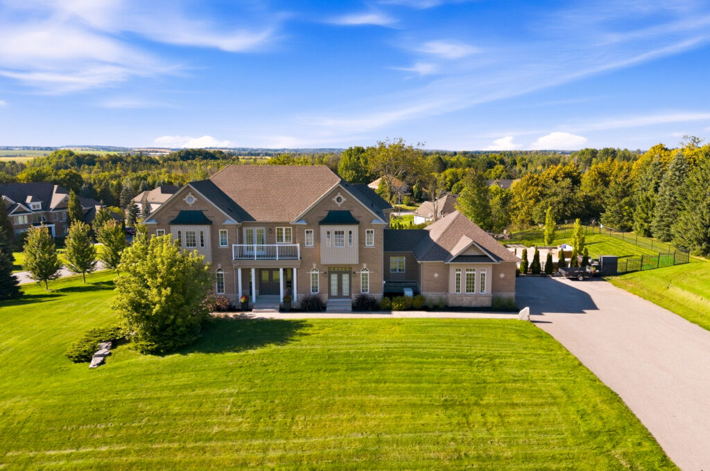 4 MORRISON COURT