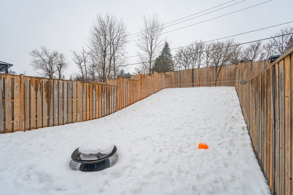 628 Crawford Crescent, Woodstock