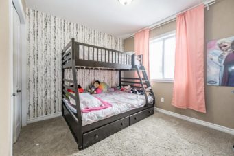 628 Crawford Crescent, Woodstock