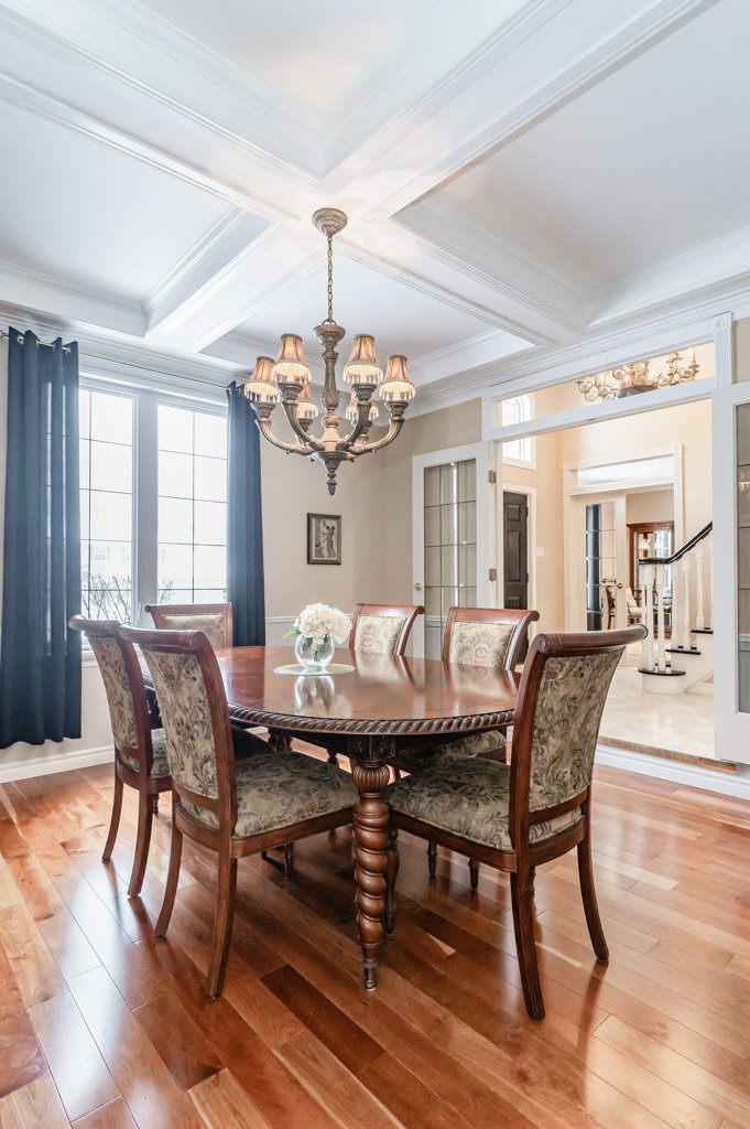 552 Paradise Crescent, Waterloo