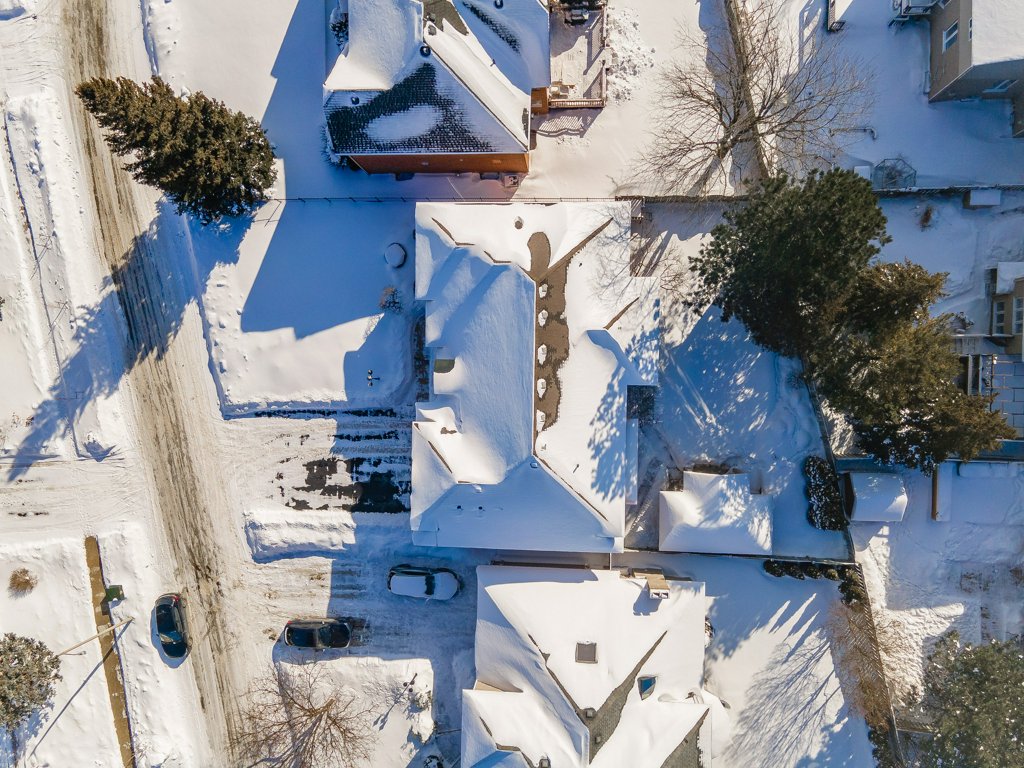 552 Paradise Crescent, Waterloo