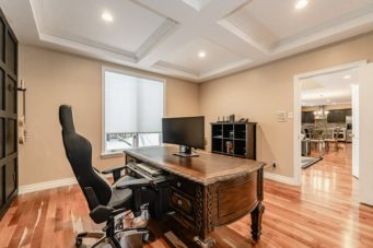 552 Paradise Crescent, Waterloo