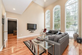 552 Paradise Crescent, Waterloo