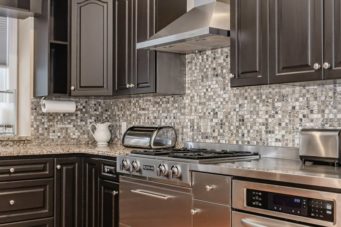 552 Paradise Crescent, Waterloo