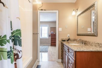 552 Paradise Crescent, Waterloo