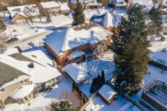 552 Paradise Crescent, Waterloo