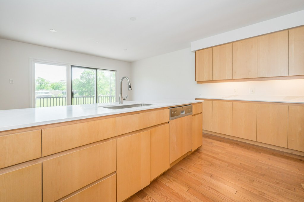 266 Lakeside Drive