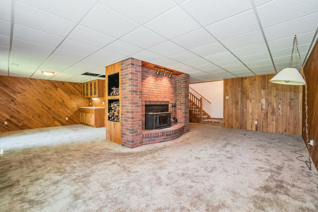 266 Lakeside Drive