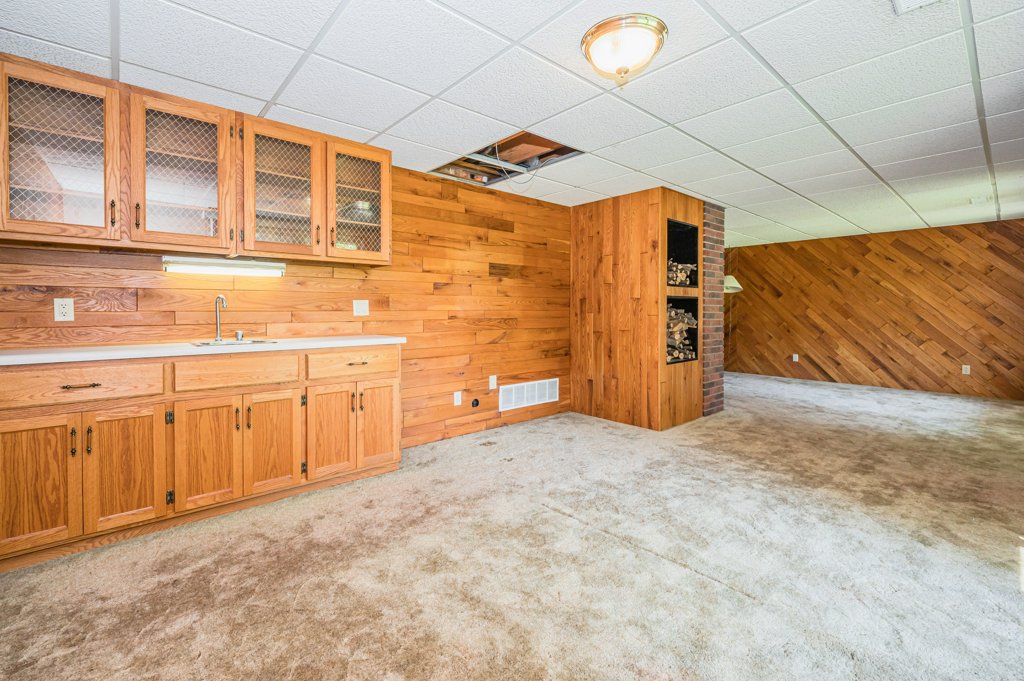 266 Lakeside Drive