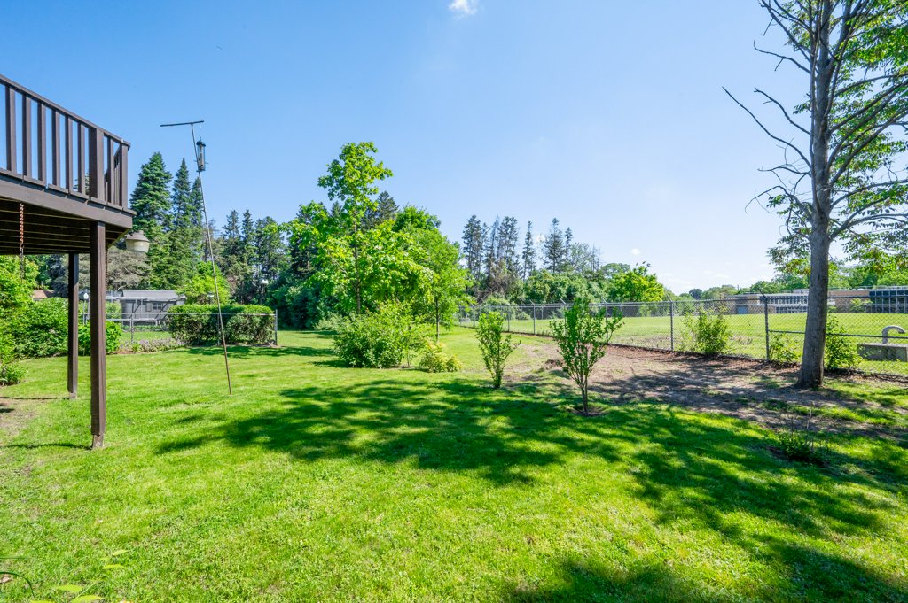 266 Lakeside Drive