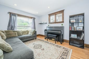 346 Victoria Street South