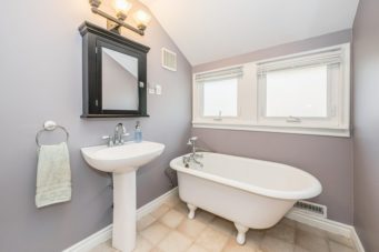 346 Victoria Street South