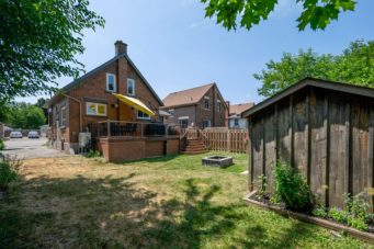 346 Victoria Street South