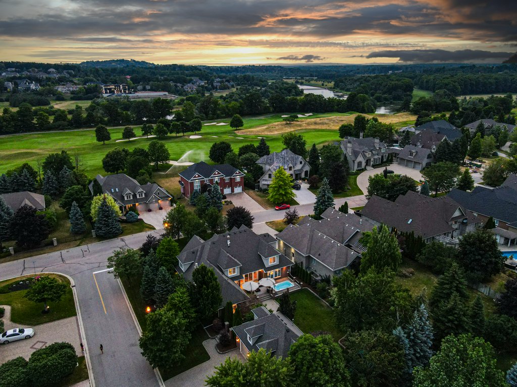 41 Deer Ridge Crescent