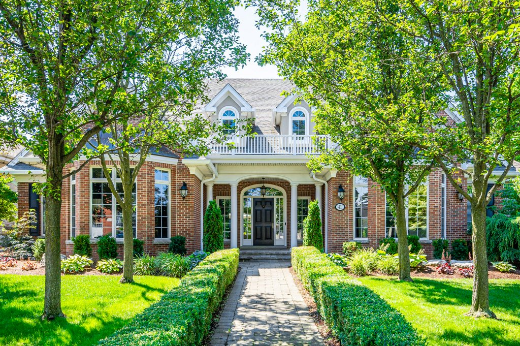 41 Deer Ridge Crescent