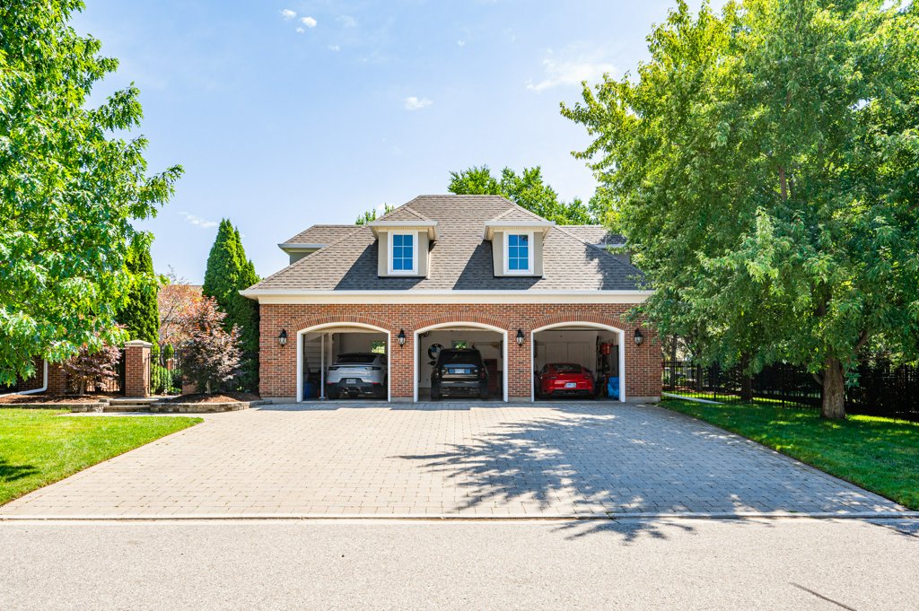41 Deer Ridge Crescent