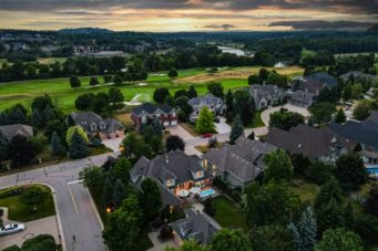 41 Deer Ridge Crescent