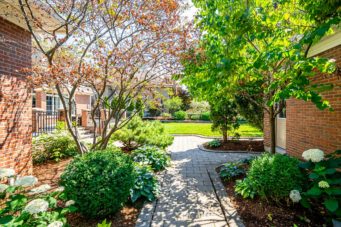 41 Deer Ridge Crescent