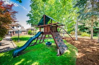 41 Deer Ridge Crescent