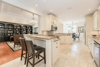 41 Deer Ridge Crescent