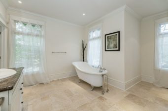 41 Deer Ridge Crescent