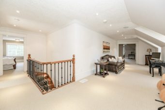 41 Deer Ridge Crescent