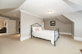 41 Deer Ridge Crescent