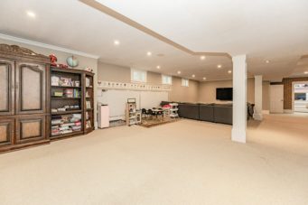 41 Deer Ridge Crescent