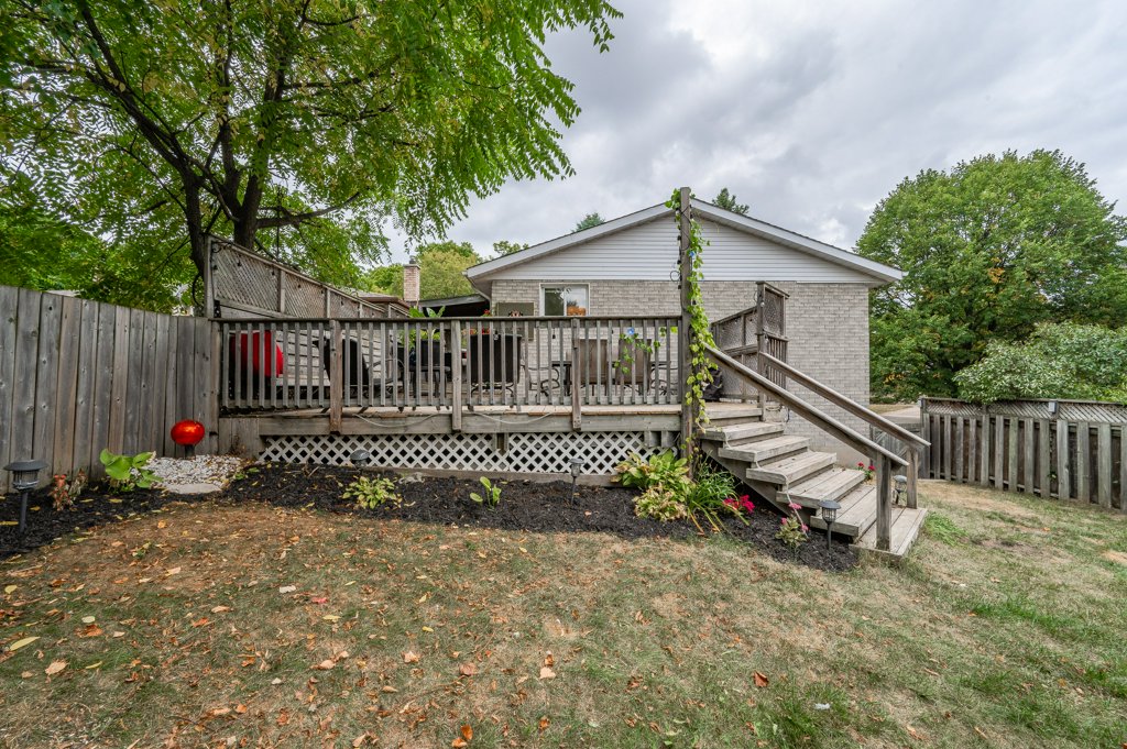 86 Nipigon Street