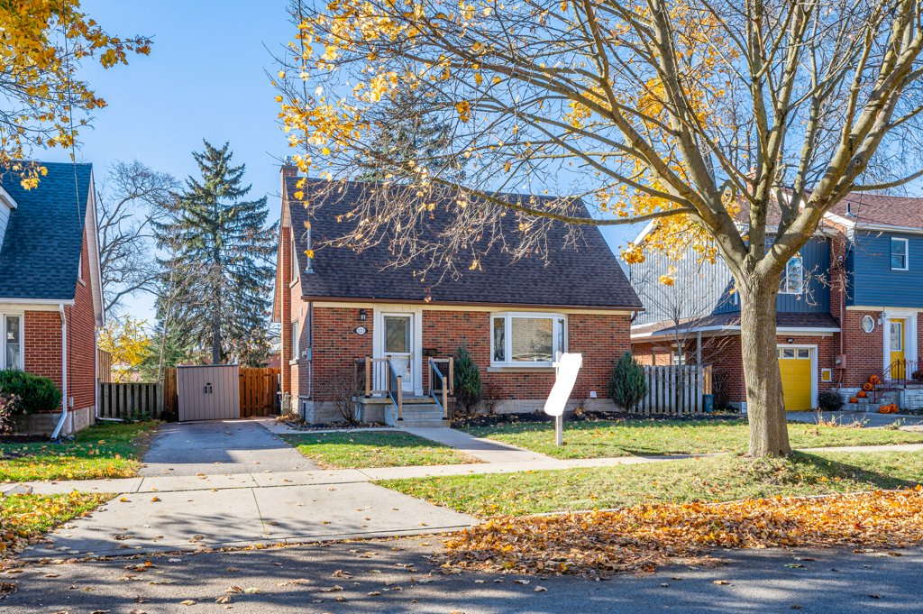 123 Brentwood Avenue