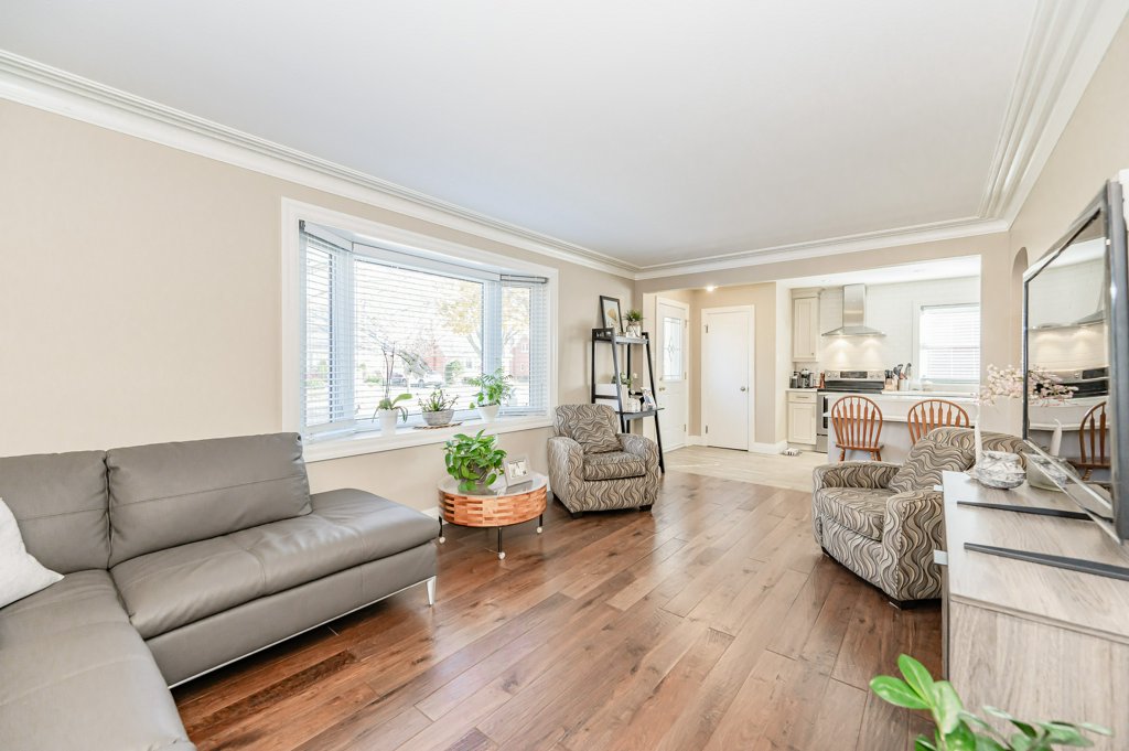 123 Brentwood Avenue