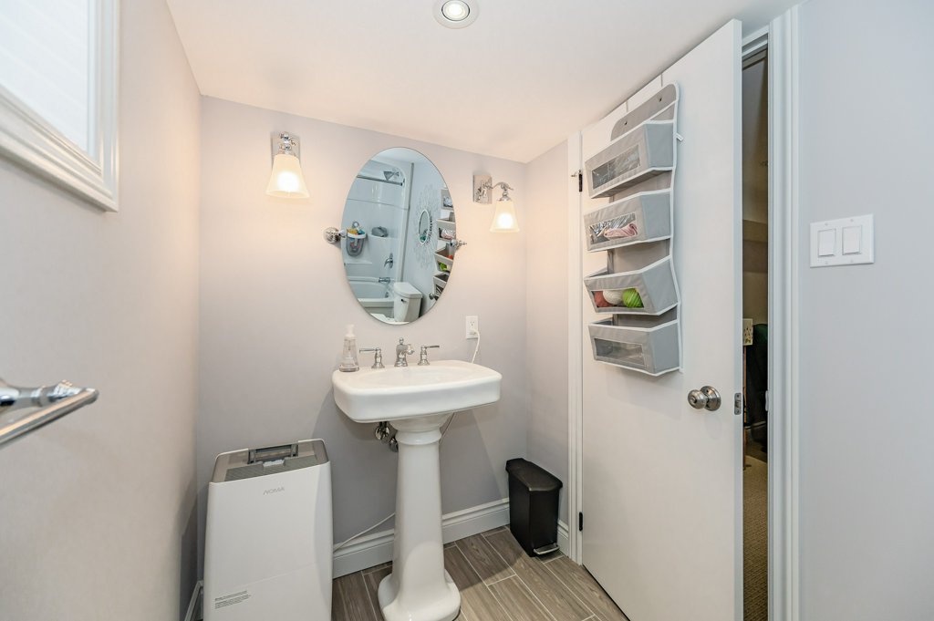 123 Brentwood Avenue