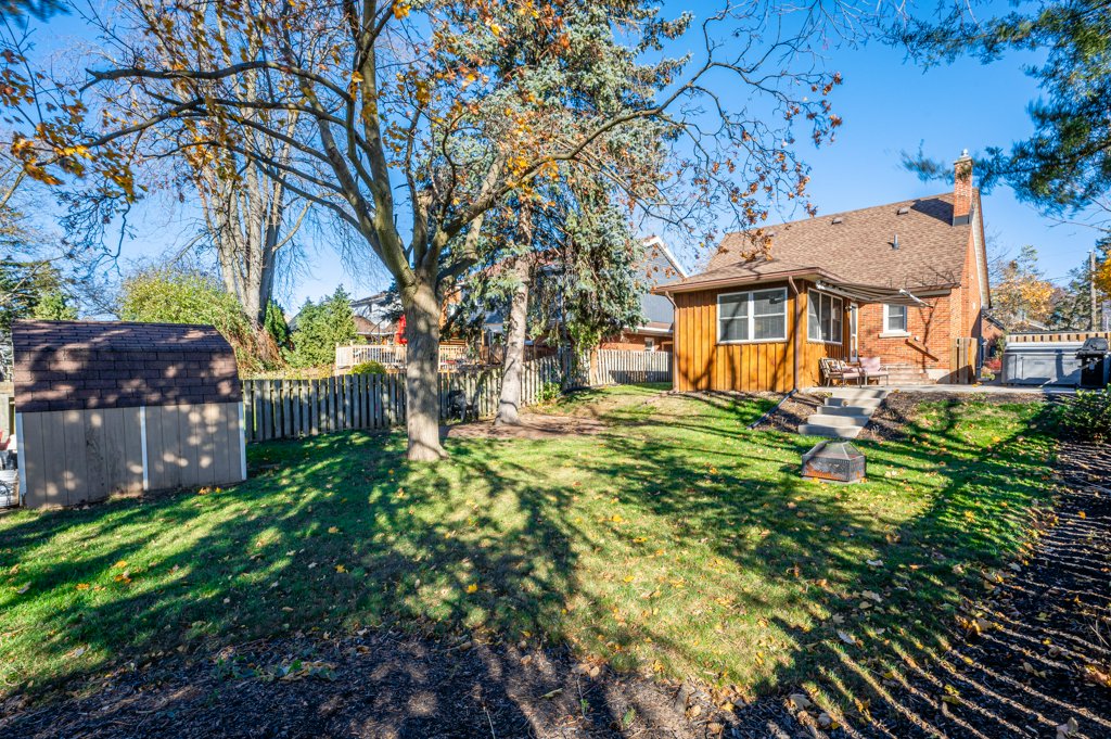 123 Brentwood Avenue