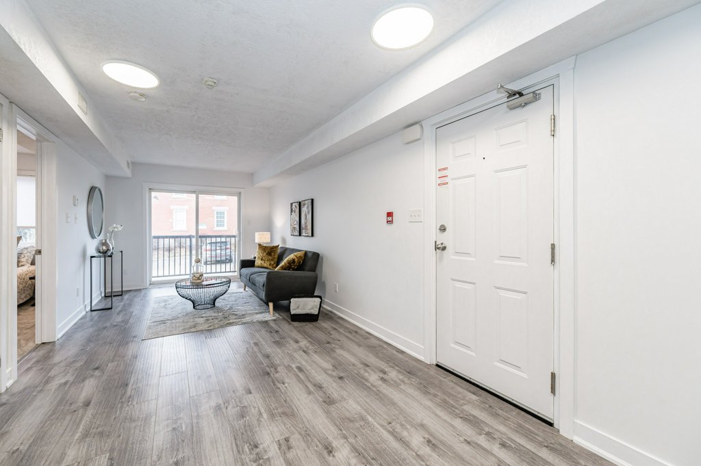 8B-185 Windale Crescent