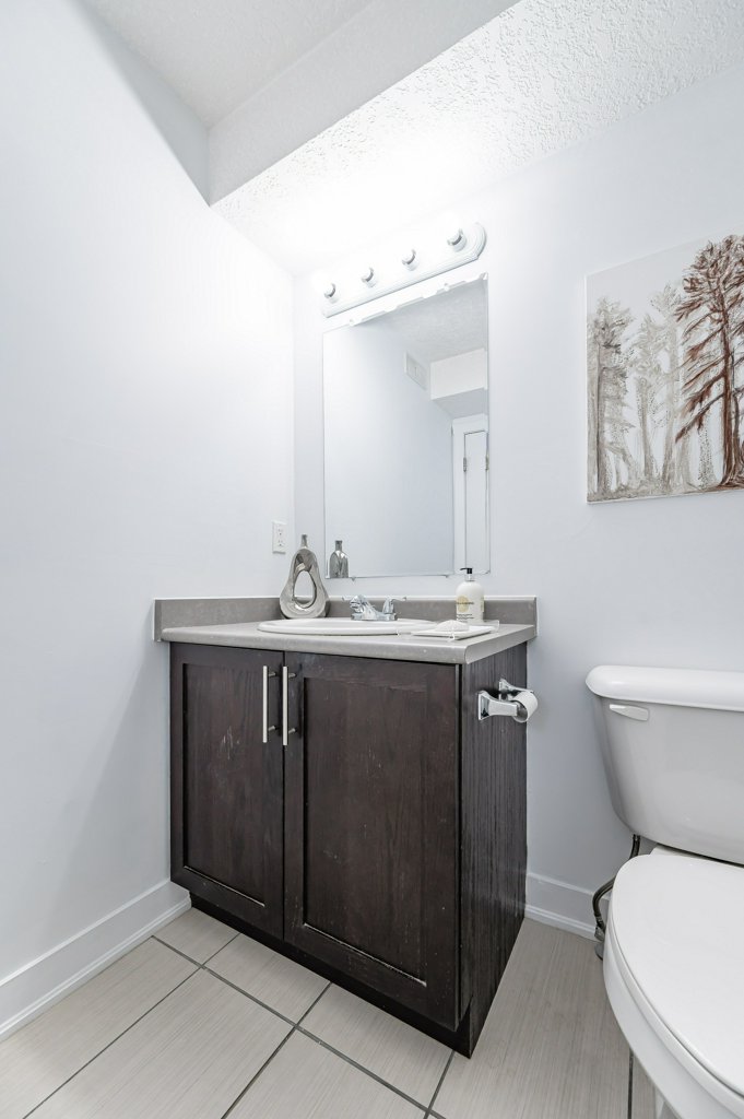 8B-185 Windale Crescent