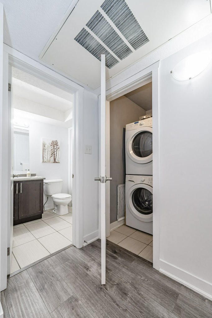 8B-185 Windale Crescent