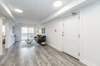 8B-185 Windale Crescent