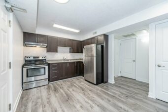 8B-185 Windale Crescent