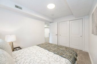 8B-185 Windale Crescent