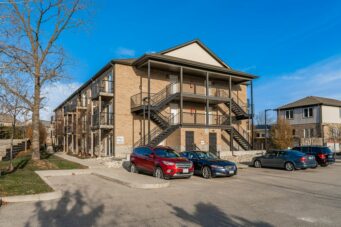 8B-185 Windale Crescent