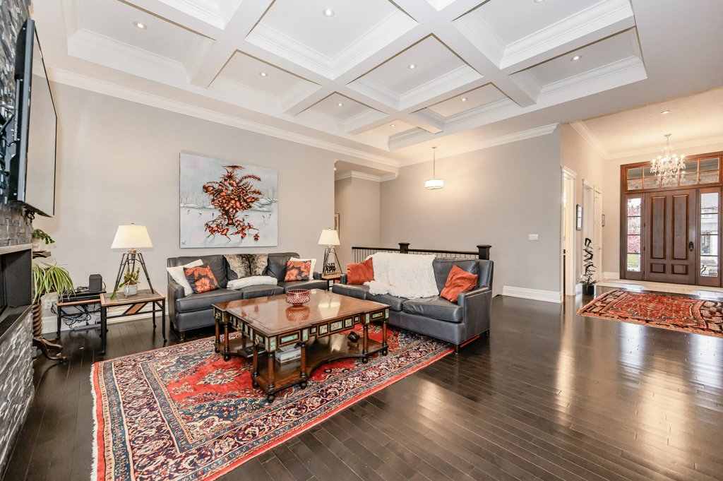 290 Terrace Wood Crescent
