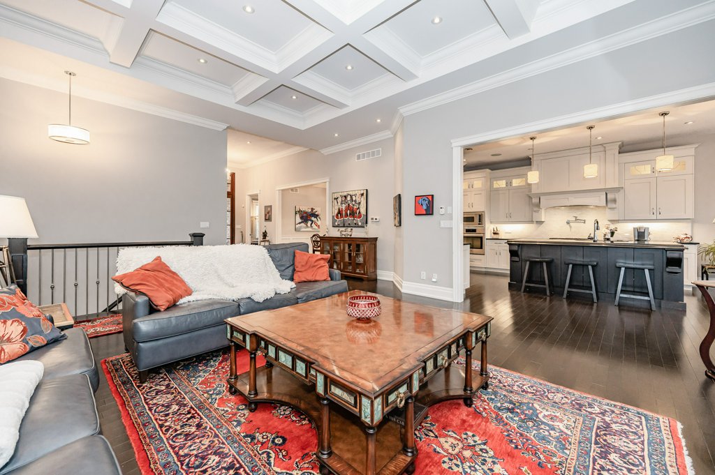 290 Terrace Wood Crescent