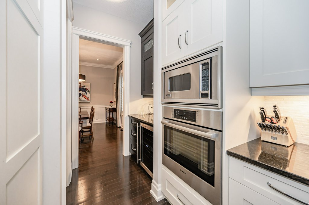 290 Terrace Wood Crescent