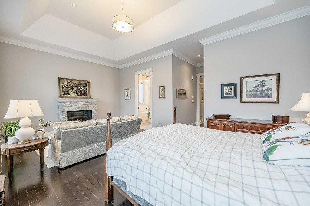 290 Terrace Wood Crescent