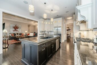 290 Terrace Wood Crescent