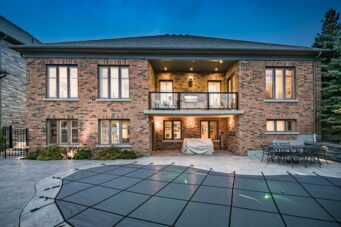 290 Terrace Wood Crescent
