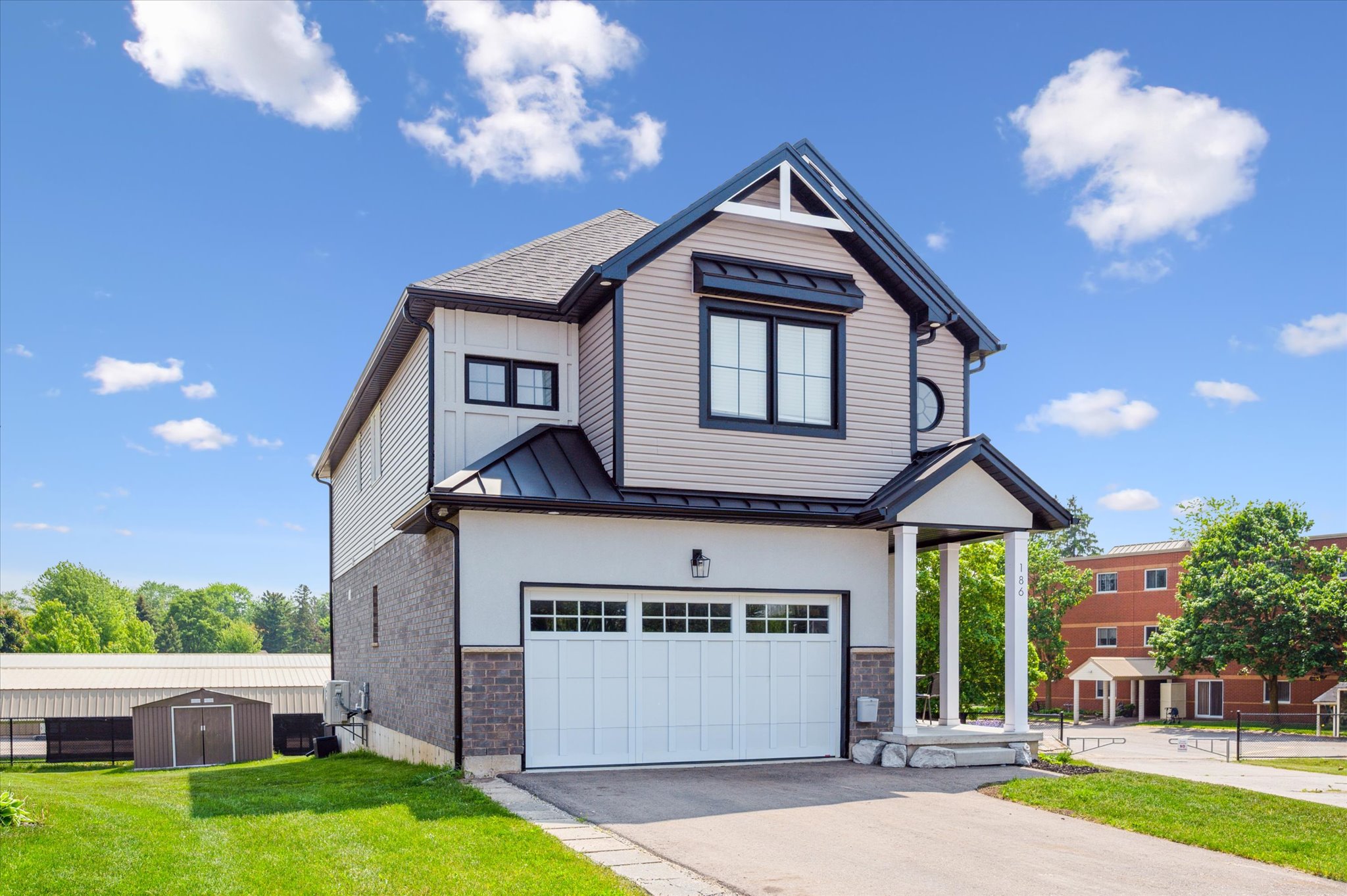 186 JACOB STREET EAST
